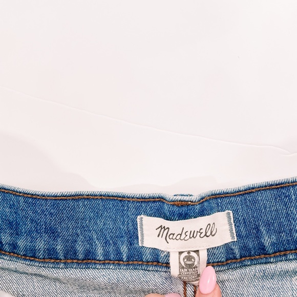 Madewell High Rise Mom Shorts!! - Picture 4 of 10